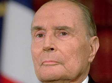 «Ανοίγει» στη Γαλλία η πολύκροτη δίκη για το σκάνδαλο υποκλοπών επί εποχής Μιτεράν