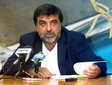 «Όχι» στη λογική των κοινωνικών εταίρων, «ναι» στον κοινωνικό διάλογο λέει η ΑΔΕΔΥ