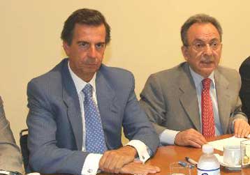 Γκρίνιες και κόντρες υπουργών με τους επικεφαλής ΟΤΕ και ΔΕΗ