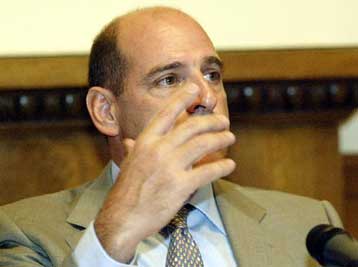 «Χλιαρή» υποδοχή του φορολογικού νομοσχεδίου από ΓΣΕΕ και ΣΕΒ