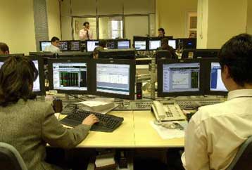 Έντονες αντιδράσεις προκαλεί το ενδεχόμενο ένταξης των τραπεζοϋπαλλήλων στο ΙΚΑ