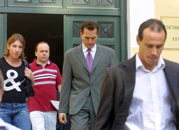 Ποινικές διώξεις για οκτώ κατηγορίες κατά Κεντέρη, Θάνου και Τζέκου