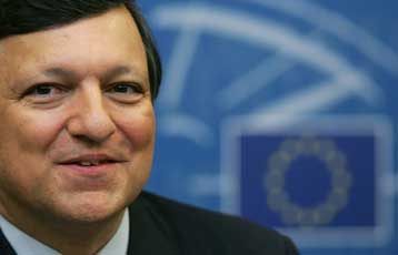 Την έγκριση του Ευρωκοινοβουλίου έλαβε η νέα Κομισιόν υπό τον Ζοζέ Μπαρόζο