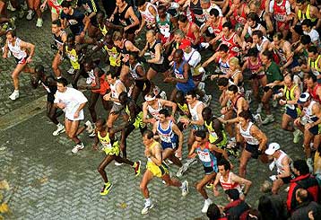 Είμαστε γεννημένοι μαραθωνοδρόμοι, αποκαλύπτει μελέτη της ανθρώπινης εξέλιξης