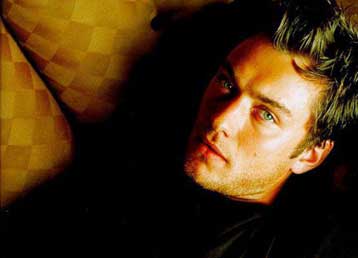 Αμερικανικό περιοδικό αναδεικνύει τον Τζουντ Λο ως πιο σέξι άνδρα στον κόσμο