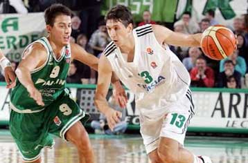 Με τρίποντο του Μπουλέρι στην εκπνοή, η Μπενετόν 83-77 τον Παναθηναϊκό