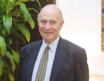 Αναπόφευκτη η αναγνώριση της Κύπρου από την Τουρκία, σύμφωνα με τον λόρδο Χάνεϊ