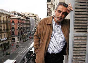 Συνελήφθη εκ νέου στην Ισπανία ο δημοσιογράφος του Αλ Τζαζίρα Ταϊχίρ Αλούνι