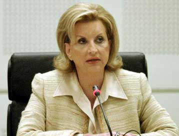 Δεν κάναμε χάρη στην ΑΕΚ με την υπαγωγή στο άρθρο 44, ξεκαθαρίζει η Πετραλιά