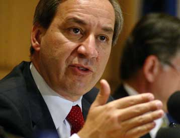 Σε ένα χρόνο θα βγει από το «τούνελ» η Ελλάδα, σύμφωνα με τον Γιώργο Αλογοσκούφη