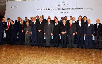 Δολάριο και πετρέλαιο απειλούν την παγκόσμια ανάπτυξη, υποστηρίζει η ομάδα των G20