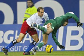 Το Ανόβερο πήρε ισοπαλία στη Νυρεμβέργη, το Αμβούργο 3-1 την Βόλφσμπουργκ