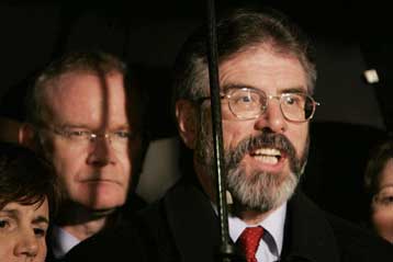 Συγγνώμη για το μακελειό του IRA το 1974, λέει ο αρχηγός του Σιν Φέιν