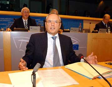 «Κόκκινο πανί» ο επίτροπος της Γαλλίας στην Κομισιόν λόγω απόκρυψης καταδίκης