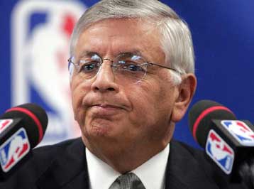 Πλήρωσε με ετήσιο αποκλεισμό το… ξύλο ο Αρτεστ