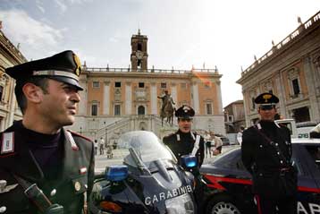 Βουλευτής του Μπερλουσκόνι συνελήφθη στο πλαίσιο επιχείρησης-σκούπας κατά της Μαφίας