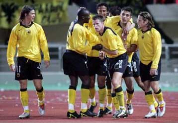 Θα πρέπει να ντρέπεστε, είπε ο Σάντος στους παίκτες της ΑΕΚ για την απόδοσή τους