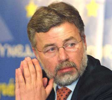 Επιμένει στις απόψεις του για την απογραφή ο ευρωβουλευτής της ΝΔ Γ.Δημητρακόπουλος