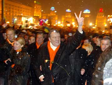 Σε τροχιά εμφυλίου πολέμου η Ουκρανία, ισχυρίζεται η αντιπολίτευση