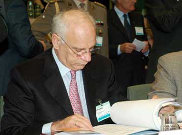 Για υπονόμευση του έργου της Εξεταστικής κατηγορεί το ΠΑΣΟΚ ο Σπ.Σπηλιωτόπουλος