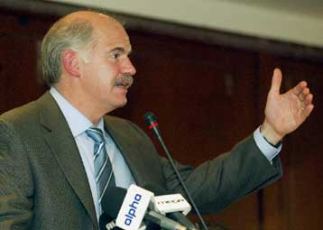 Tο ΠΑΣΟΚ δεν θα μείνει απλός παρατηρητής για τον Πρόεδρο, προειδοποιεί ο Γ.Παπανδρέου