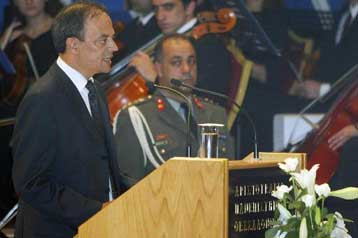 Προσφορά βάσεων από την Κύπρο στον ευρωστρατό – Επιδιώκει ενεργό ρόλο