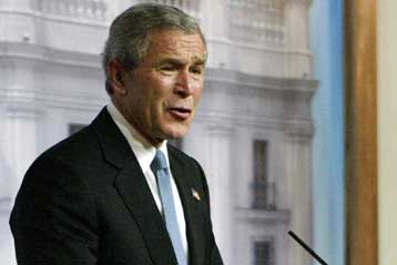 Εντολή ενίσχυσης της CIA και του FBI έδωσε ο Τζορτζ Μπους