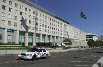 Στην έμμεση αναγνώριση του ψευδοκράτους στην Κύπρο προσανατολίζονται οι ΗΠΑ