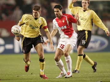 Με… λαβωμένη επίθεση η Λίβερπουλ κόντρα στον Ολυμπιακό, νοκ άουτ και ο Γκαρθία