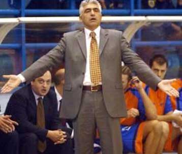 Ο Μουρατίδης στη θέση του Ζαφειρούδη, που απολύθηκε από την τεχνική ηγεσία της ΜΕΝΤ