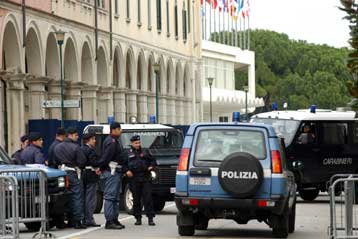 Τέσσερις τραυματίες και υλικές ζημιές από σεισμό 5,2 Ρίχτερ στη βόρειο Ιταλία