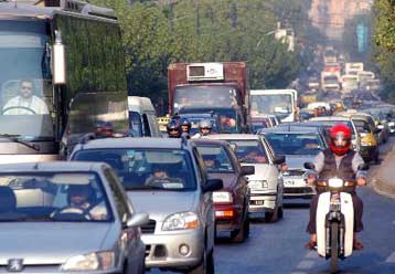 Αυξήσεις έως 15% στα ασφάλιστρα των ΙΧ αυτοκινήτων από την 1η Ιανουαρίου 2005