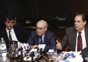 Την πλήρη απελευθέρωση των ακτοπλοϊκών συγκοινωνιών ζητούν οι εφοπλιστές