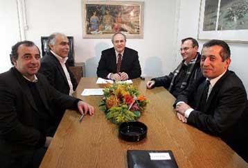 Με το μέρος του ΟΤΕ ο Ν.Κωνσταντόπουλος στη διαμάχη με την ΕΕΤΤ για τα τιμολόγια