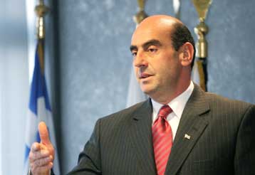 Κοινή γραμμή για την αντιμετώπιση της λαθρομετανάστευσης χαράσσουν Αθήνα και Ρώμη