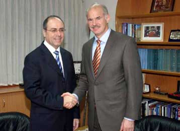 Σειρά επαφών Παπανδρέου με Ισραηλινούς αξιωματούχους για τις εξελίξεις στη Μ.Ανατολή