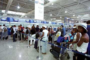 Εικοσιτετράωρη απεργία των ελεγκτών ασφαλείας του «Ελ.Βενιζέλος» την Παρασκευή