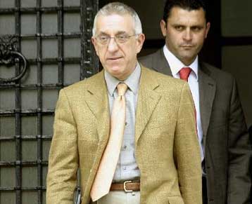 Έτοιμος να εξολοθρεύσει τα «πιράνχας» στο χώρο της Υγείας δηλώνει ο Ν.Κακλαμάνης