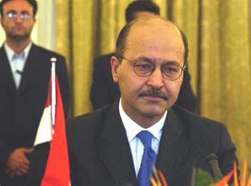 Εμμένει η προσωρινή κυβέρνηση του Ιράκ στη διεξαγωγή εκλογών τον Γενάρη