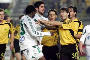 Δύο Παπαδόπουλοι στο «Κλ. Βικελίδης» ανέβασαν την ΑΕΚ ξανά στην κορυφή!