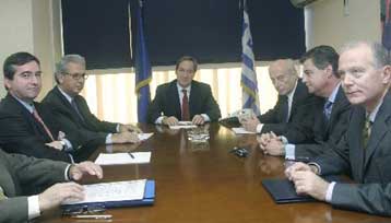 Ασφαλιστικό και ΔΛΠ επί τάπητος στη συνάντηση Αλογοσκούφη – τραπεζιτών