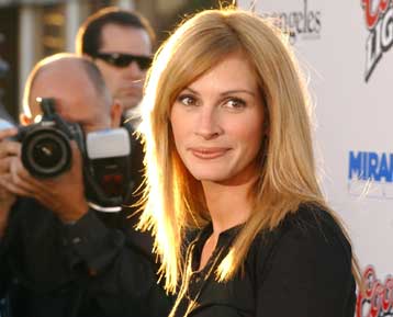 Δίδυμα έφερε στον κόσμο η Αμερικανίδα ηθοποιός Τζούλια Ρόμπερτς