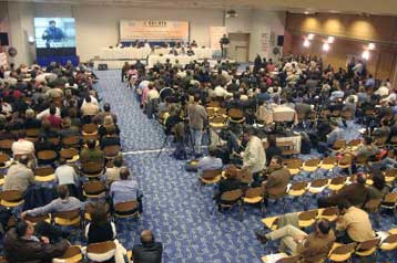 Σε θερμό κλίμα η πρώτη ημέρα του συνεδρίου της ΠΟΕ-ΟΤΑ