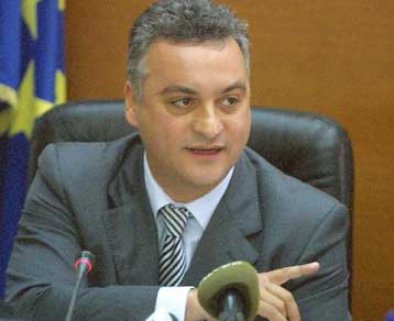 Κόντρα στη Βουλή για το ελληνικό βέτο στην Κοινοτική Οδηγία περί θαλάσσιας ρύπανσης