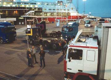 Σε απεργιακό κλοιό τα λιμάνια από την Πέμπτη – Κινητοποιήσεις και από ΠΝΟ