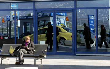 Έληξαν οι κινητοποιήσεις των ελεγκτών ασφαλείας στο αεροδρόμιο «Ελευθέριος Βενιζέλος»