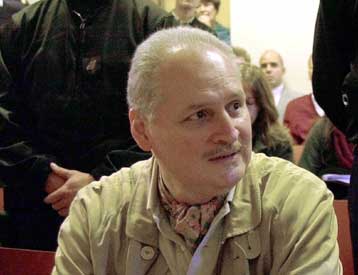 Απεργία πείνας κάνει ο τρομοκράτης Κάρλος το Τσακάλι στις φυλακές του Παρισιού