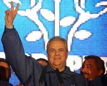 Δεν θα υπάρξει επανάληψη των εκλογών, αποφάνθηκε η εφορευτική επιτροπή της Ρουμανίας