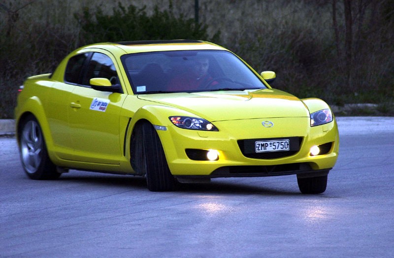 Mazda RX-8 με 192 ίππους σε… τιμή έκπληξη!