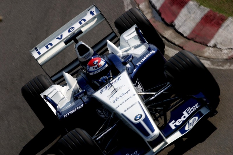 Στις 7 Ιανουαρίου 2005 τα αποκαλυπτήρια της Williams FW27